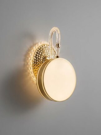 Isolt | Gold Wall Light for Living Room